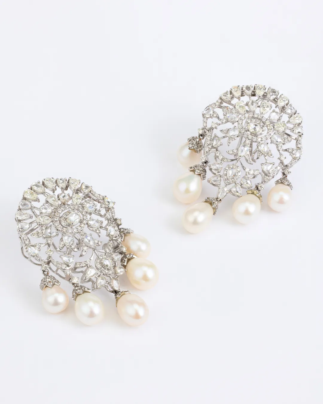 Midnight Floral Pearl Earrings